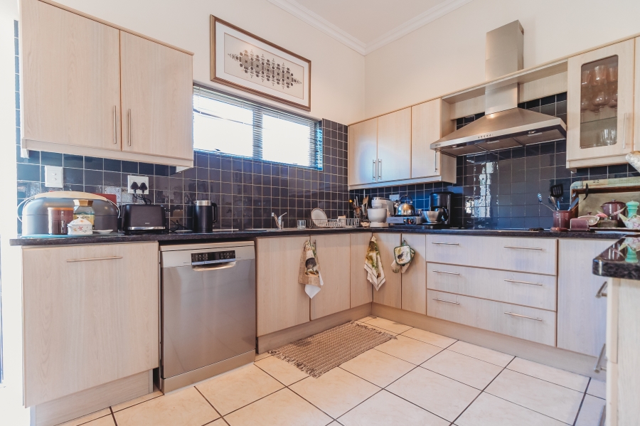 3 Bedroom Property for Sale in Kerriwood Hill Western Cape